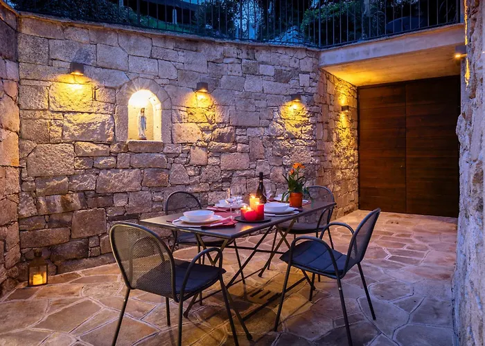 Ca Luigia In Montorfano Apartment