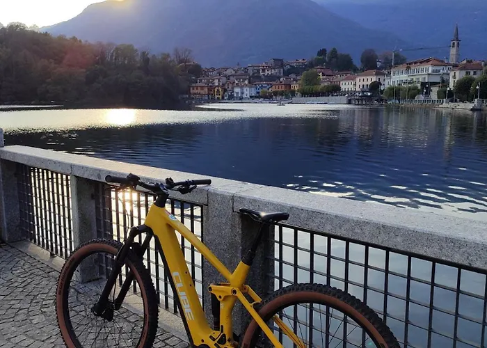 Ca Luigia In Montorfano Apartment